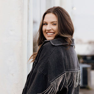 Meet your Posher, Kallie